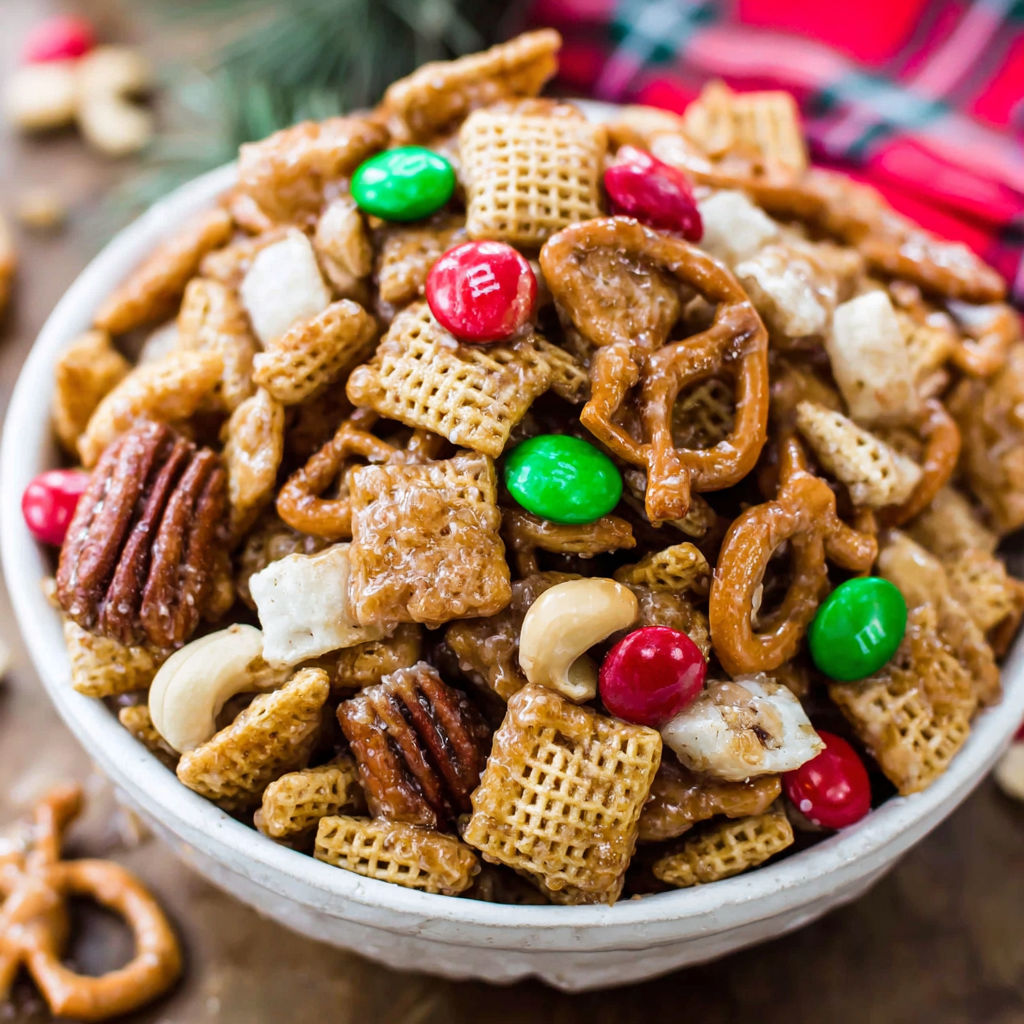 A bowl of sweet and salty chex mix.