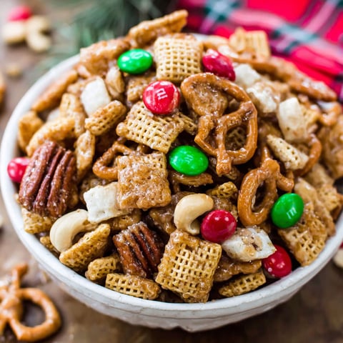A bowl of sweet and salty chex mix.